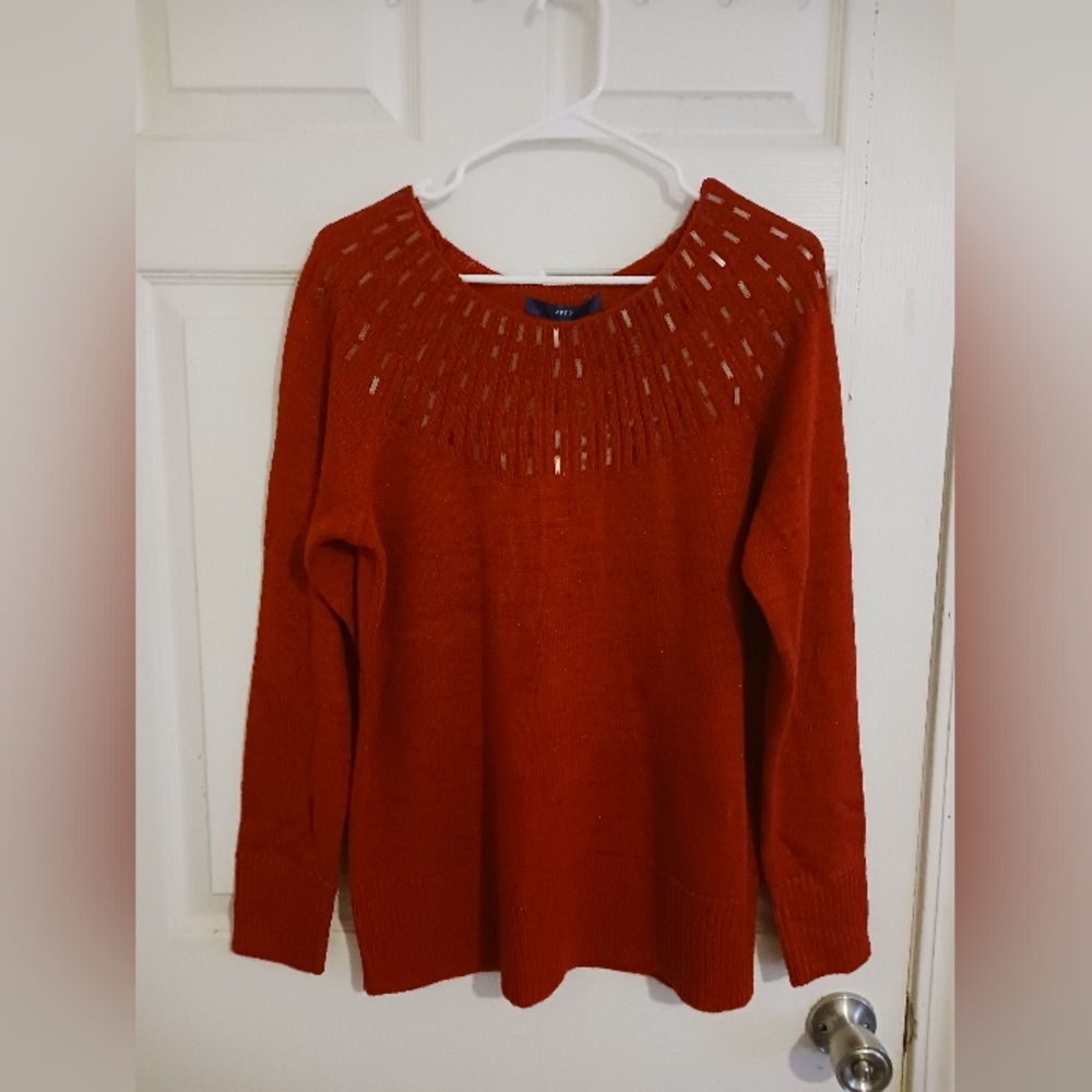 APT. 9 Sweater Tango Red Size Large